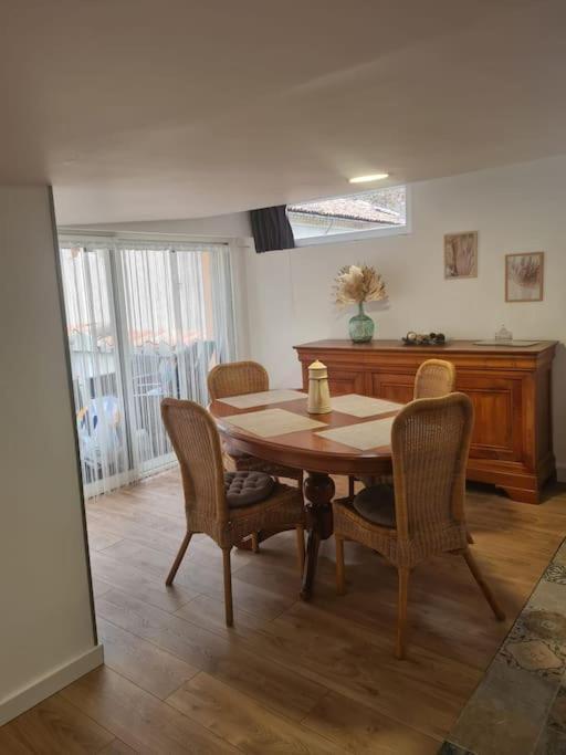 Charmant Appart Cosy Climatise Avec Terrasse Besseges Екстериор снимка
